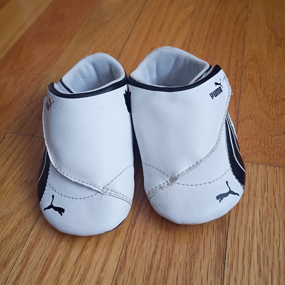 PUMA Kinder-fit Motorsport Baby Sneakers White Black Comfort Hook & Loop US 4 - Picture 2 of 9